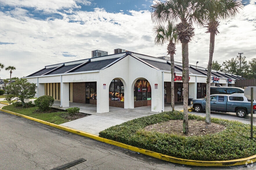 More Photos Of 5566 Fort Caroline Rd, Jacksonville Unknown For Lease