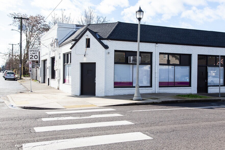 More Photos Of 1200-1218 N Killingsworth St, Portland Storefront For Sale
