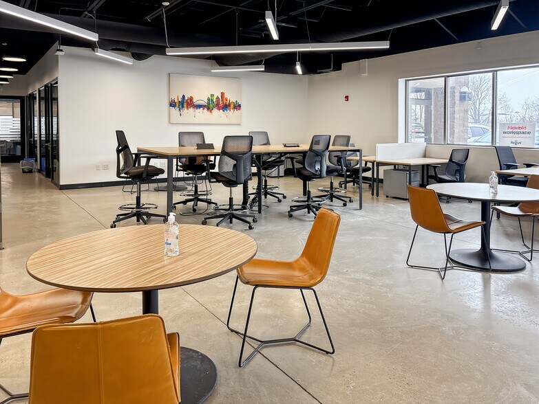 More Photos Of 4050 W Ridge Rd, Rochester Coworking Space