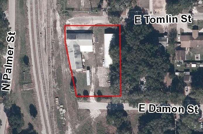 Primary Photo Of 301 E Tomlin St, Plant City Warehouse For Sale