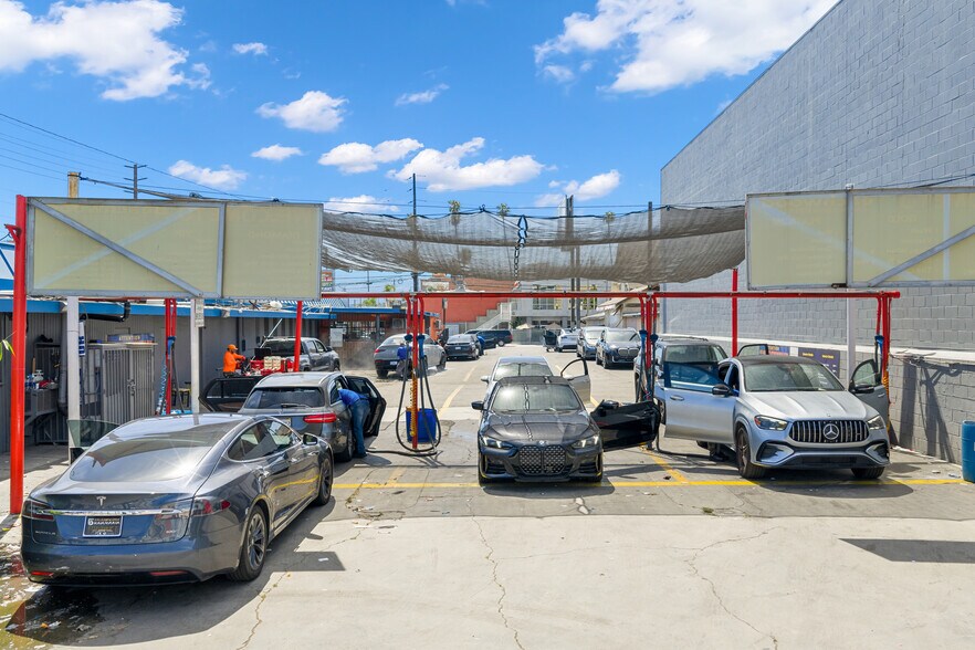 More Photos Of 6061 Santa Monica Blvd, Los Angeles Carwash For Lease