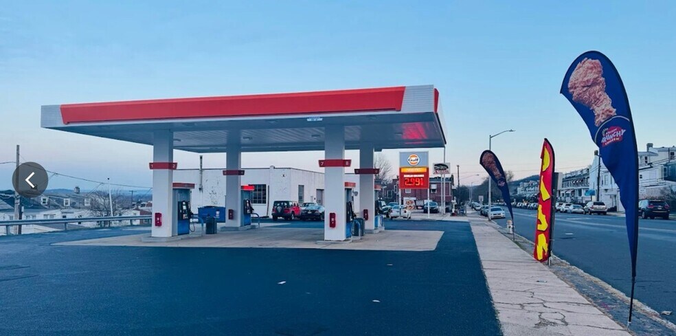 Primary Photo Of 1014 N 13th St, Reading Service Station For Sale