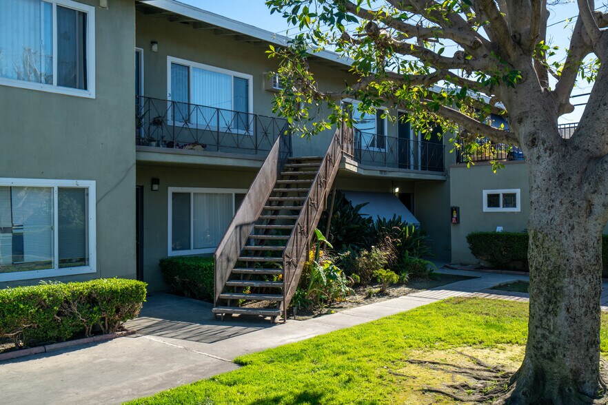 More Photos Of 1774-1780 W Juno Ave, Anaheim Apartments For Sale