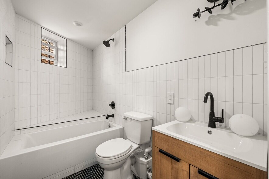 More Photos Of 4921 Chester, Philadelphia Apartments For Sale