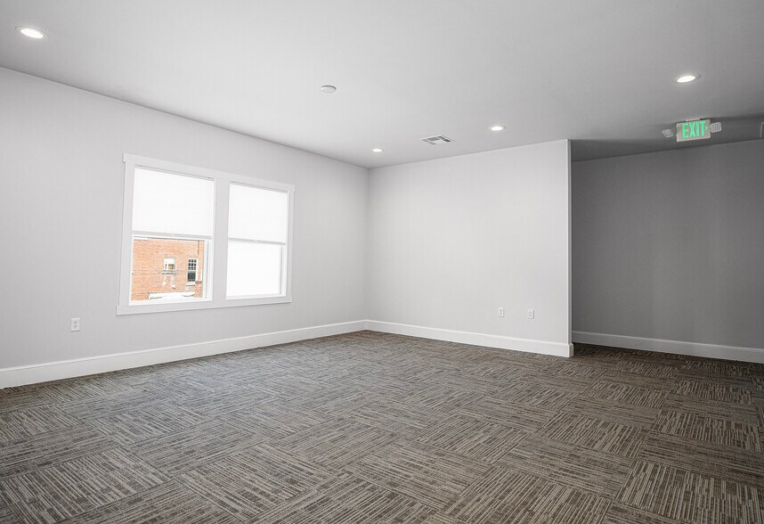 More Photos Of 415 Pennington Ave, Havre De Grace Office For Sale