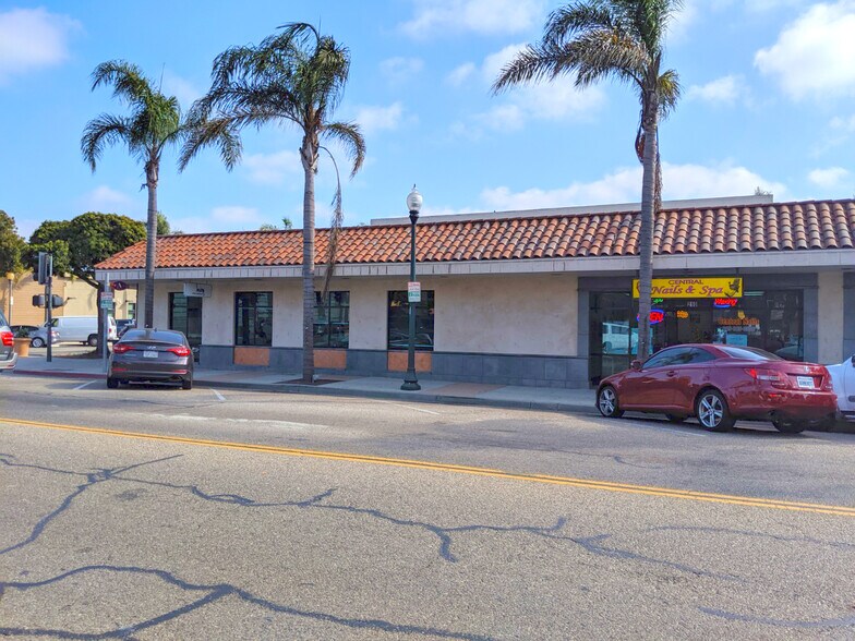 More Photos Of 200-240 W 5th St, Oxnard Unknown For Lease