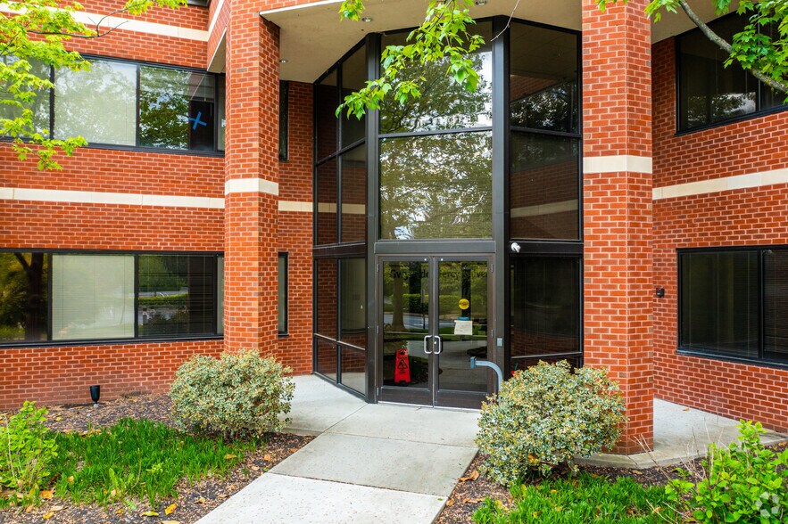 More Photos Of 480 E Germantown Pike, East Norriton Township Medical For Lease