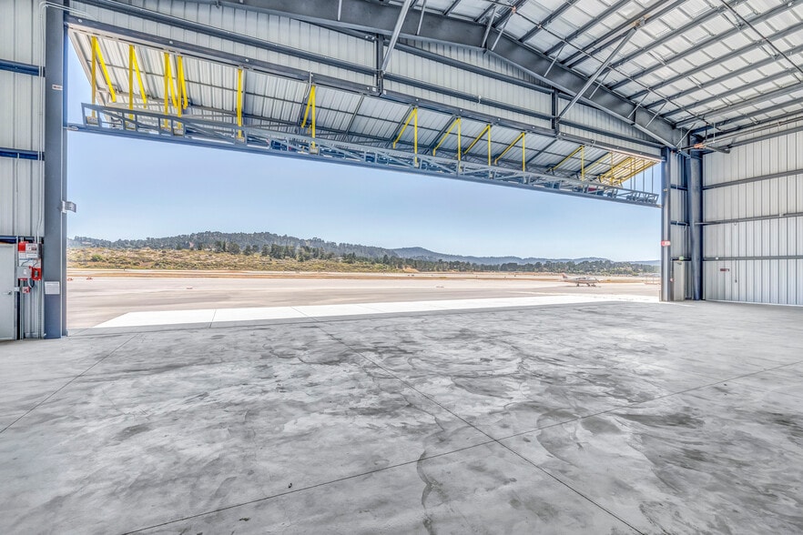 More Photos Of 1600 Airport Rd, Monterey Airplane Hangar For Sale
