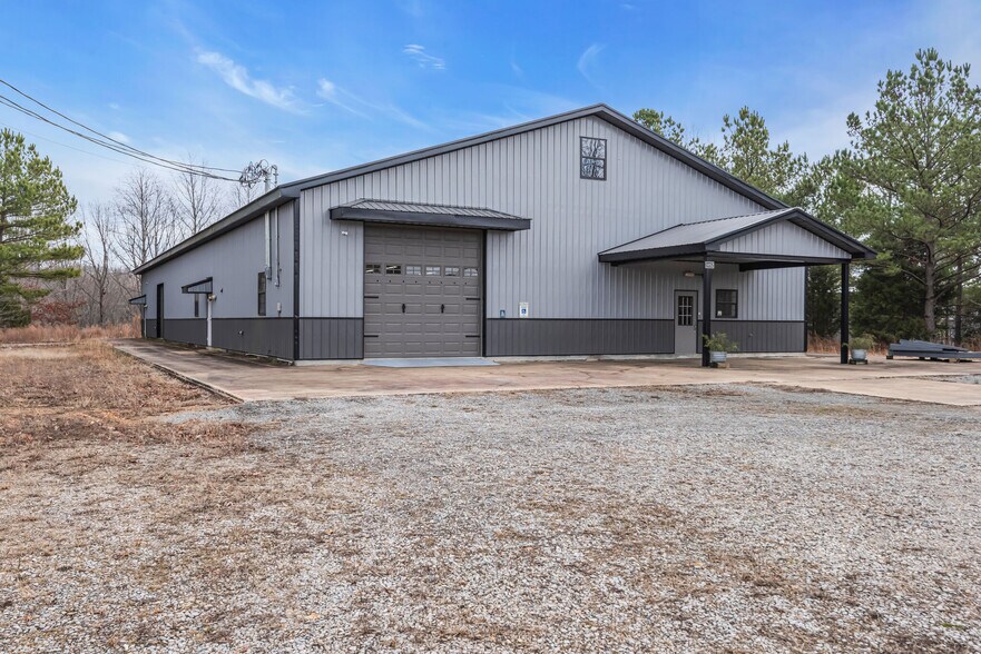 Primary Photo Of 1052 Debolt Ln, Centerville Manufacturing For Sale