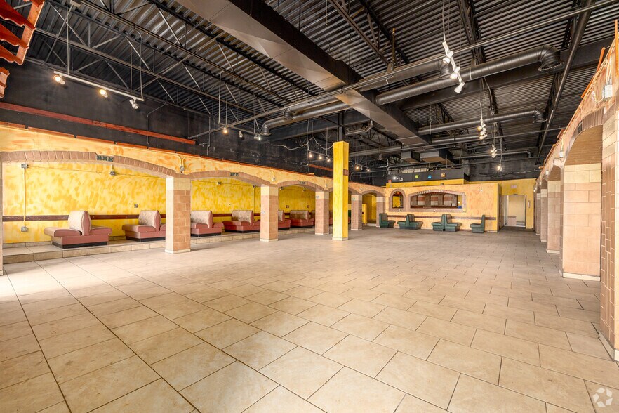 More Photos Of 3215 E Lincolnway, Sterling Freestanding For Sale