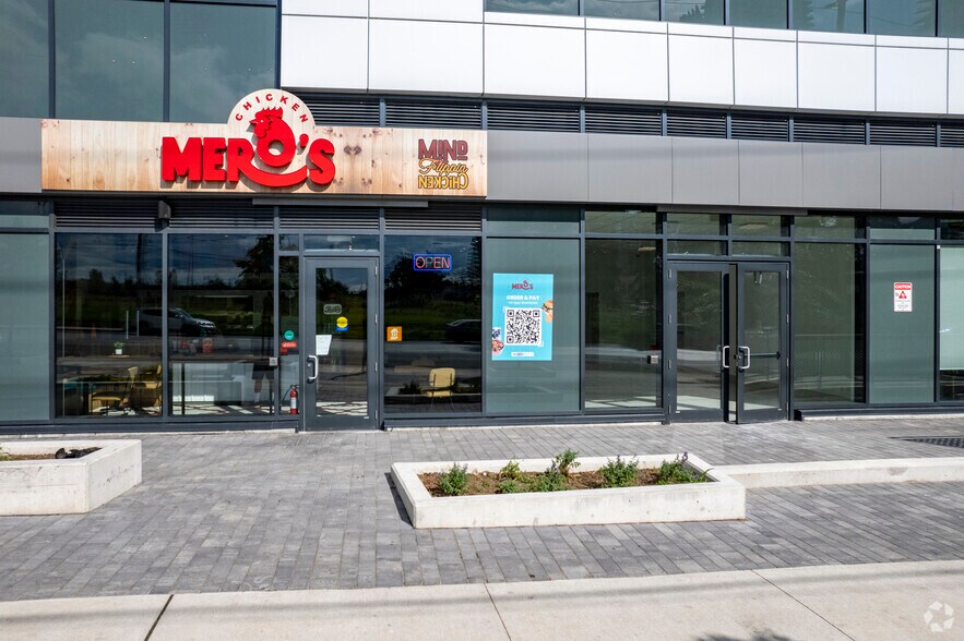 More Photos Of 2183 W Lakeshore Blvd, Toronto Office For Lease