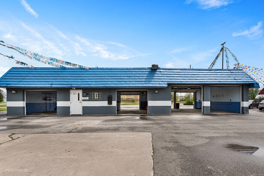 More Photos Of 13727 S Halsted St, Riverdale General Retail For Sale