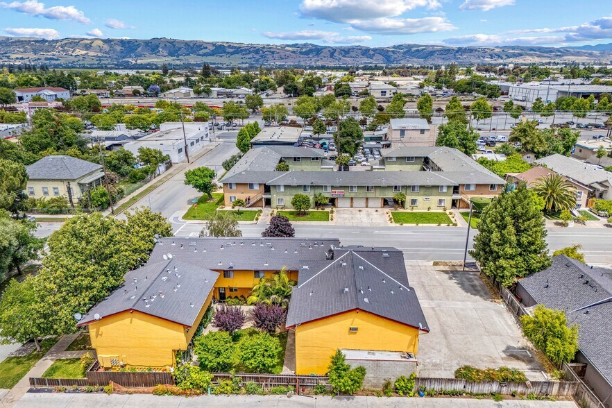 More Photos Of 7191 Eigleberry St, Gilroy Apartments For Sale