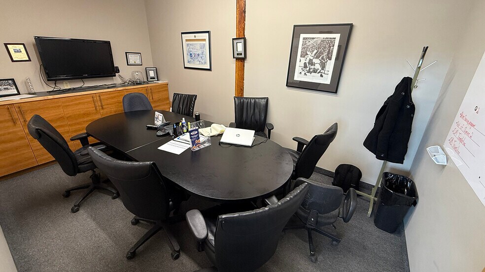 More Photos Of 1373 Spruce St, Winnipeg Manufacturing For Sale