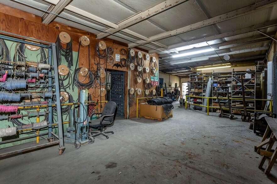 More Photos Of 1446 Jacob Burner Dr, Mcgaheysville Warehouse For Lease