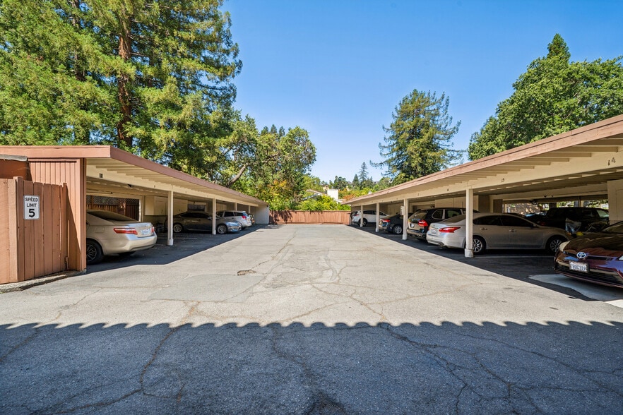 More Photos Of 1183 Saranap Ave, Walnut Creek Apartments For Sale
