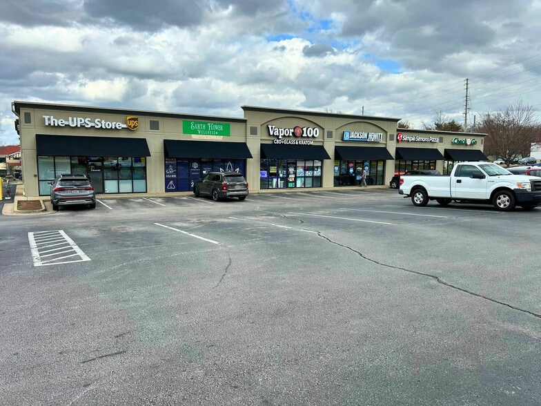 Primary Photo Of 1315-1325 W Sunshine St, Springfield Storefront For Lease