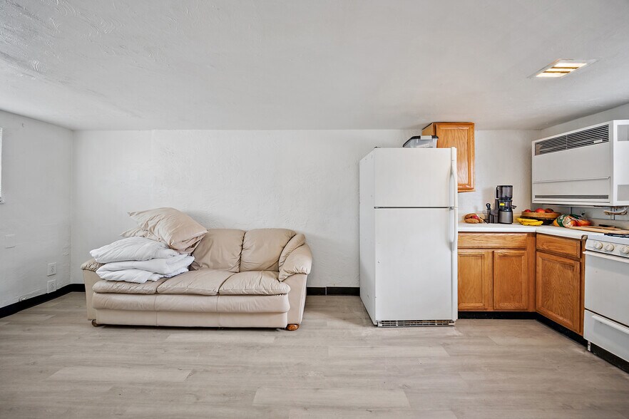 More Photos Of 16 Old Crystal Park Rd, Manitou Springs Apartments For Sale