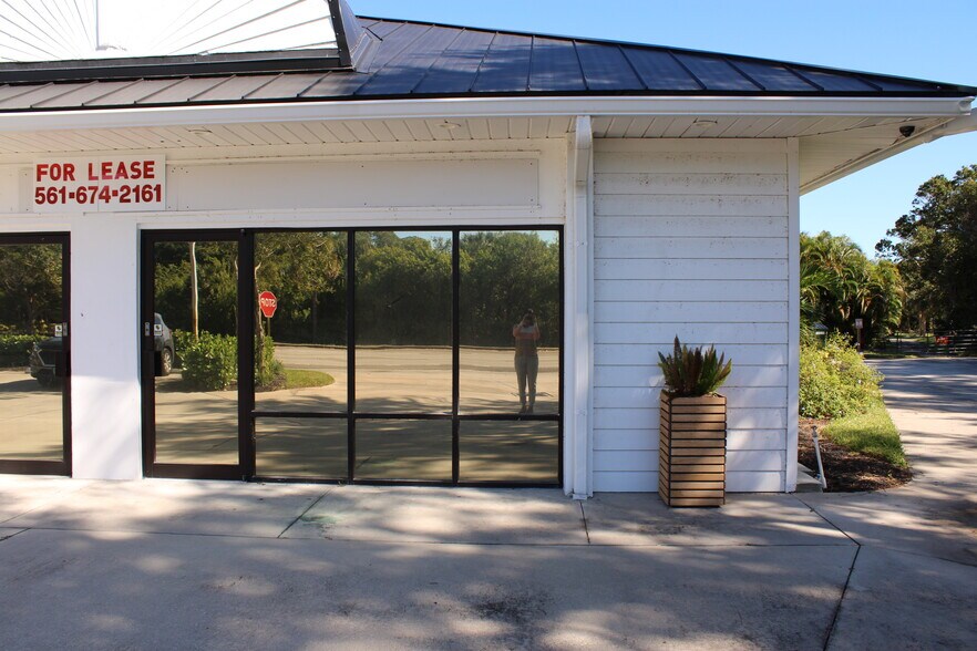 More Photos Of 7400-7412 US Highway 1 Hwy, Vero Beach Office For Lease