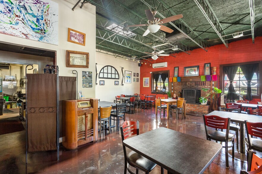 More Photos Of 202 Tombstone Canyon, Bisbee Restaurant For Sale