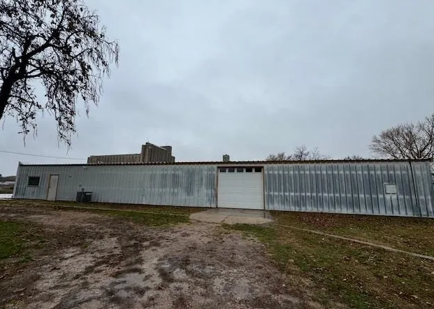 Primary Photo Of 1015 N Adams Ave, Juniata Self Storage For Sale