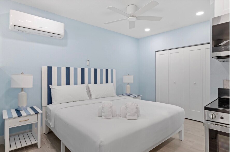 More Photos Of , Sanibel Hospitality For Sale