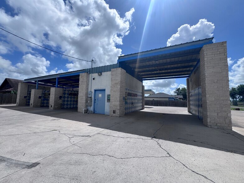 Primary Photo Of 309 Main, Santa Rosa Carwash For Sale