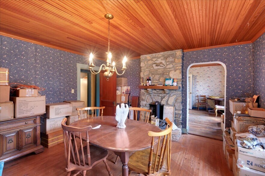 More Photos Of 9512 National Turnpike, Fairdale Land For Sale
