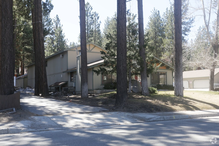 More Photos Of 41659 Big Bear Blvd, Big Bear Lake Office Residential For Lease