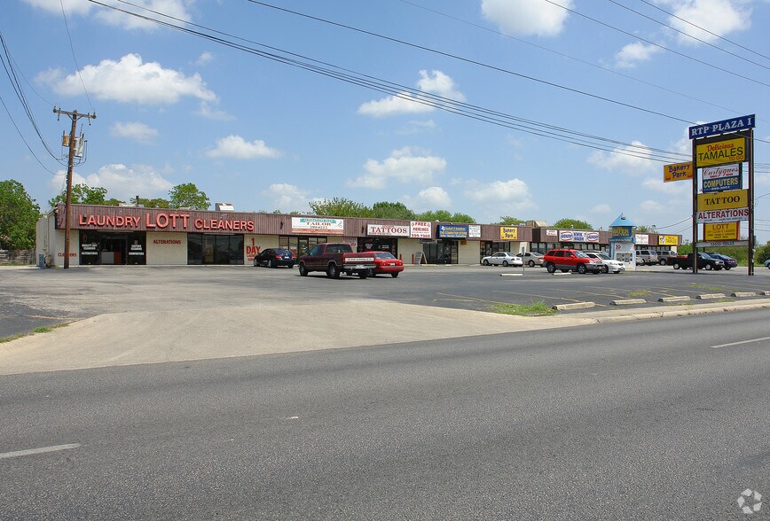 More Photos Of 13513-13533 Nacogdoches Rd, San Antonio Unknown For Lease