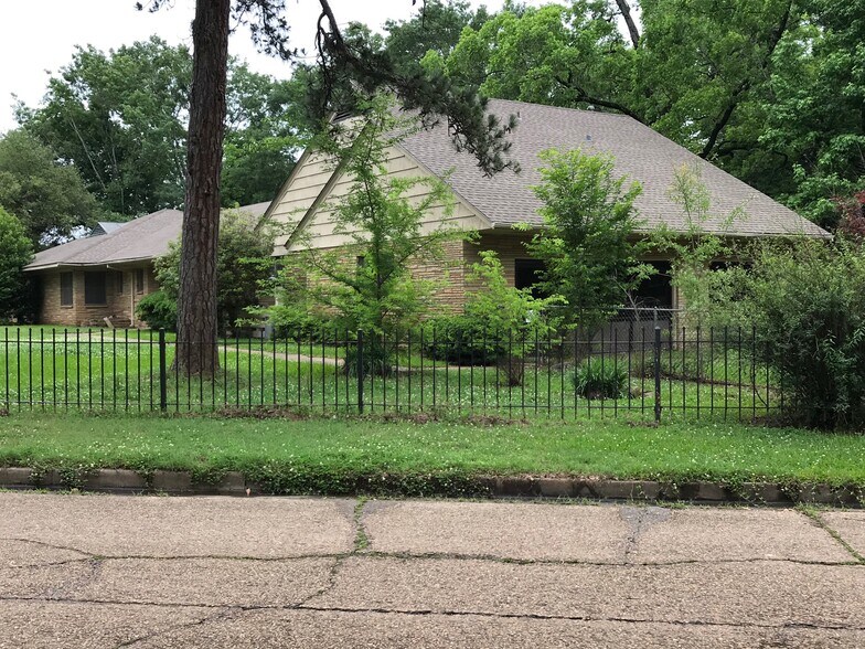 More Photos Of 1009 Brook Dr, Kilgore Daycare Center For Sale