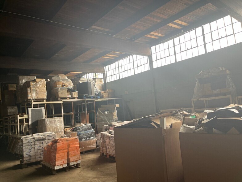 More Photos Of 54-60 Oakland St, Trenton Warehouse For Lease