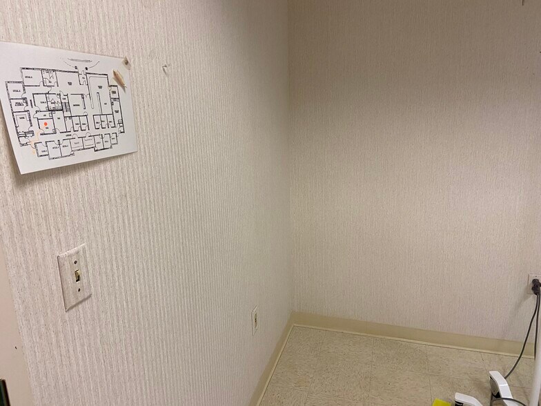 More Photos Of 3452 Brodhead Rd, Monaca Medical For Sale