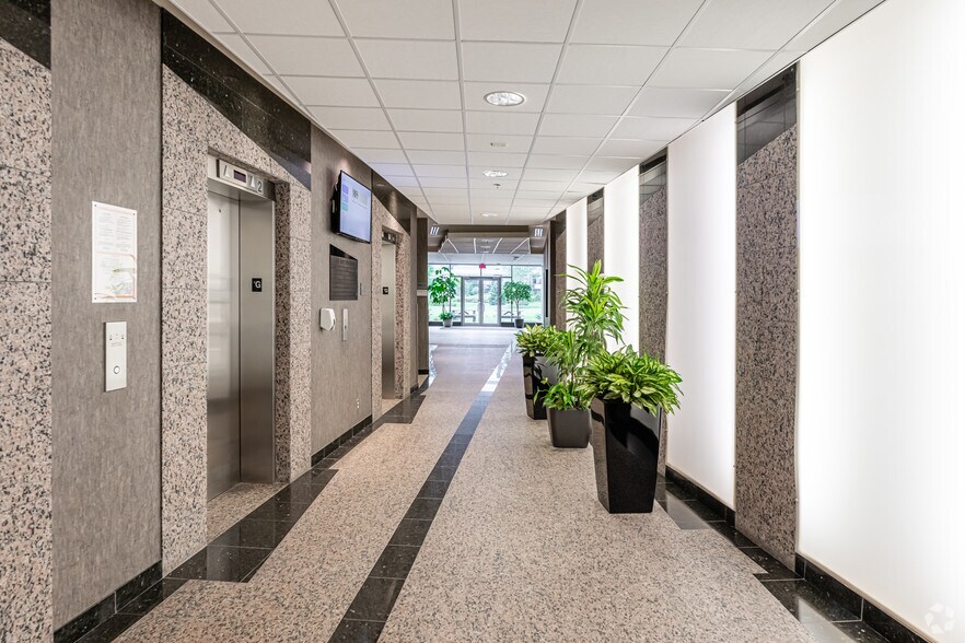 More Photos Of 303 Terry Fox Dr, Ottawa Office For Lease