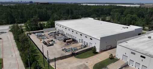 More Photos Of 4014 Interwood N Pky, Houston Distribution For Lease