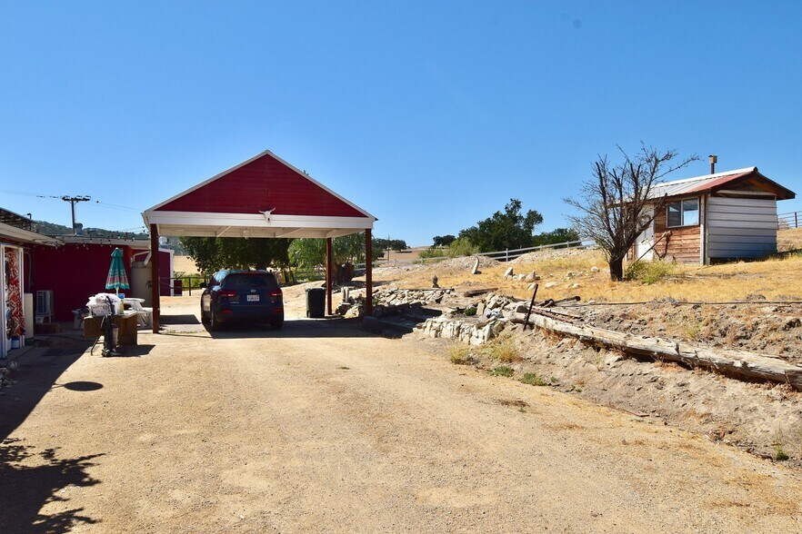 More Photos Of 76980 San Antonio Rd, Bradley Specialty For Sale