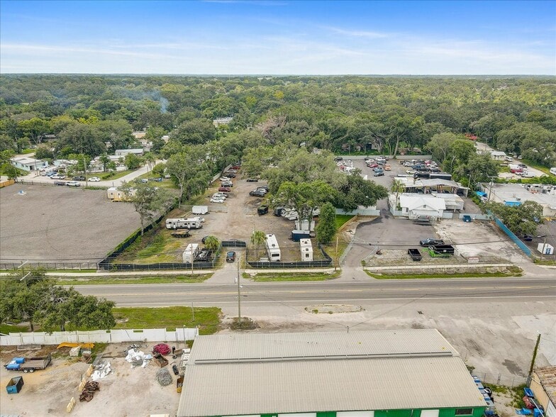 More Photos Of 11309 E US Highway 92, Seffner Warehouse For Sale