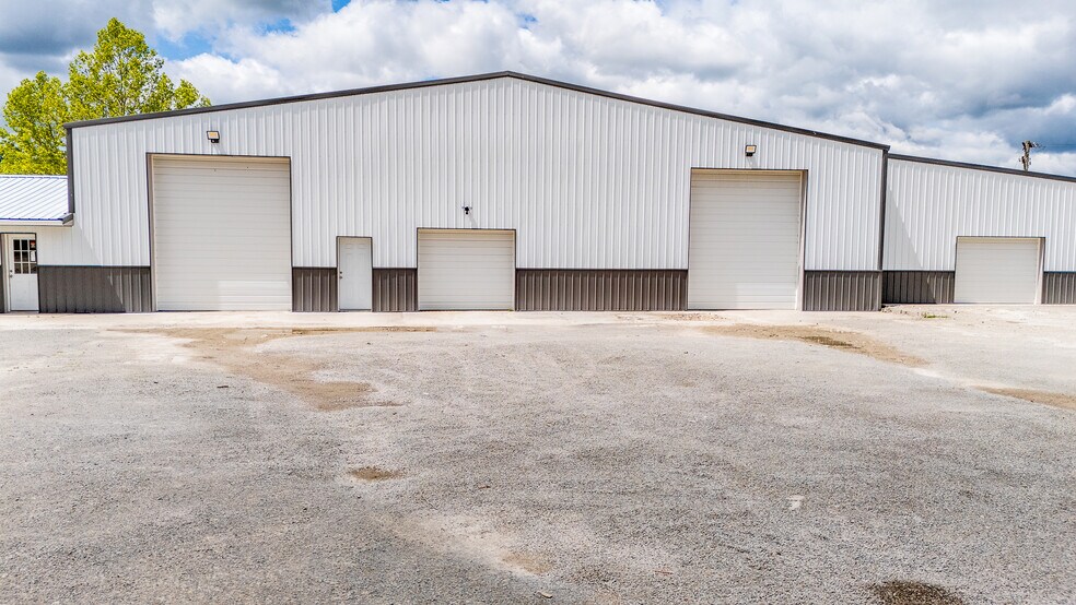 More Photos Of 65 Atlas Rd, Uniontown Manufacturing For Sale