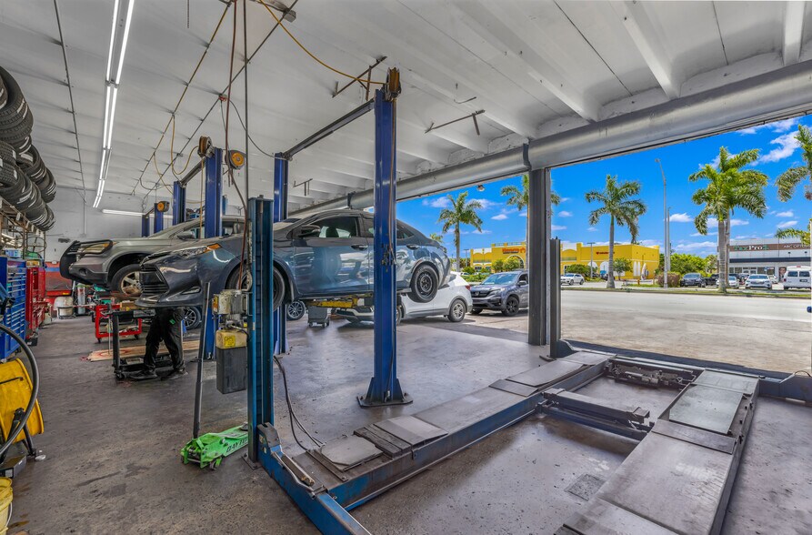 More Photos Of 8765 SW 40th St, Miami Auto Repair For Sale