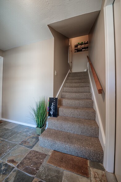 More Photos Of 116 E Central Ave, Bentonville Storefront Retail Residential For Sale