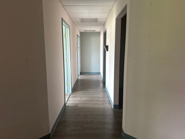 More Photos Of 5045 Route 130 S, Delran Coworking Space