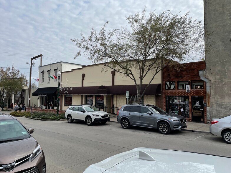More Photos Of 212 E Virginia St, McKinney Storefront Retail Office For Lease