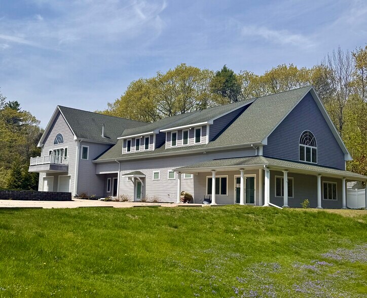 More Photos Of 1376 US Route 1, Cape Neddick Freestanding For Lease