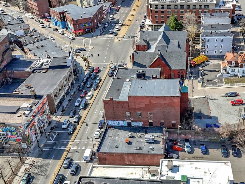 More Photos Of 564-566 Columbia Rd, Dorchester Storefront Retail Residential For Lease