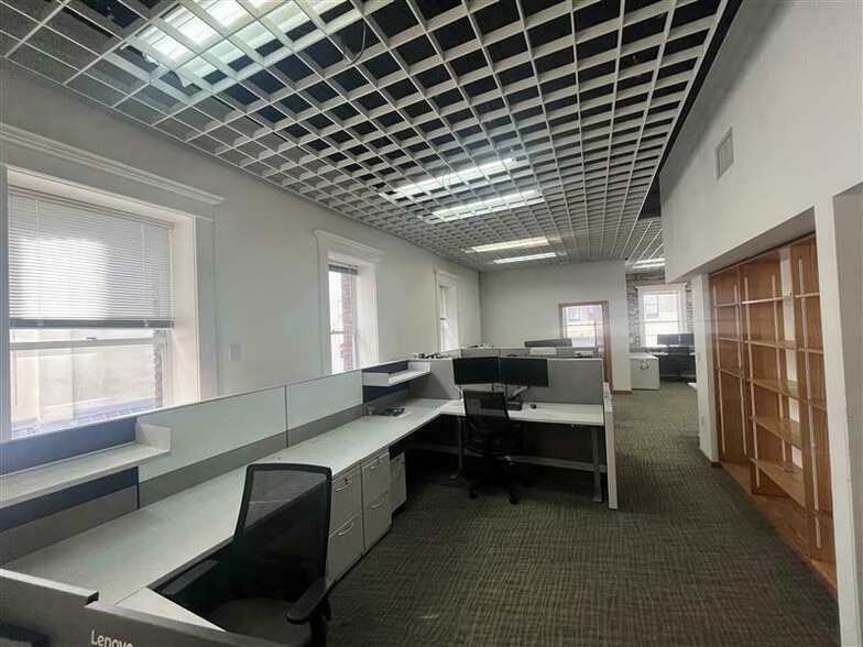 More Photos Of 110 S Kentucky Ave, Lakeland Office For Lease