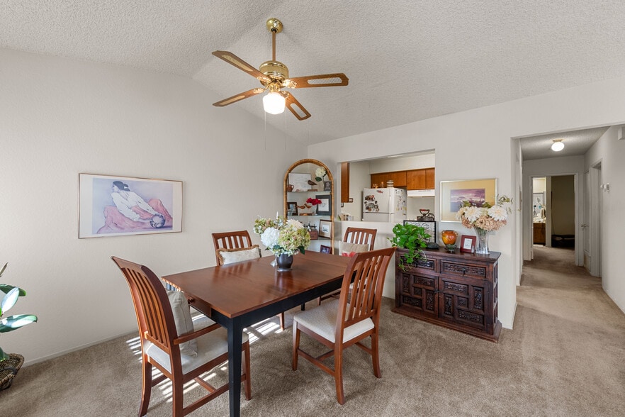 More Photos Of 72805 Park View Dr, Palm Desert Apartments For Sale