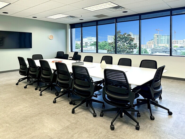 More Photos Of 1 Music Cir N, Nashville Coworking Space