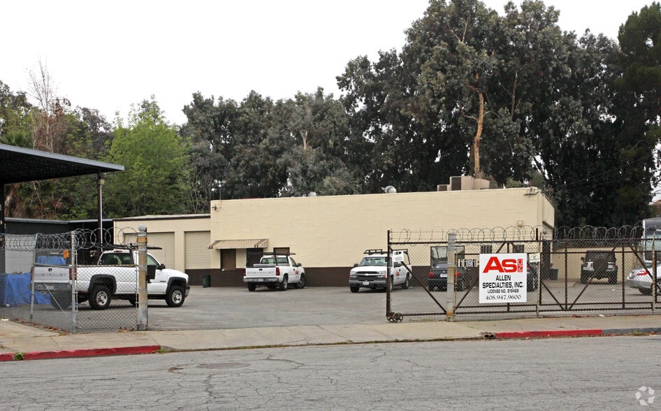 Primary Photo Of 1191 N 5th St, San Jose Service For Lease