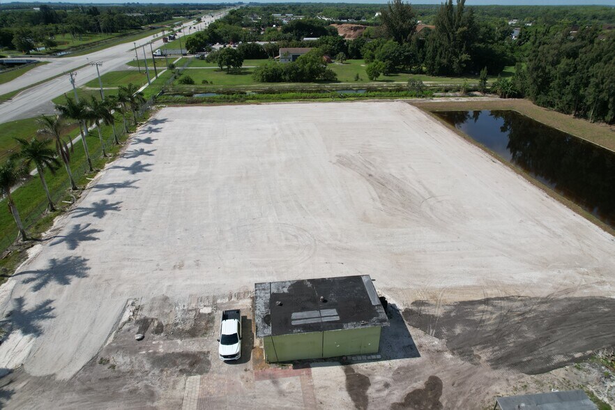 More Photos Of 9437 State Road 7, Boynton Beach Land For Lease