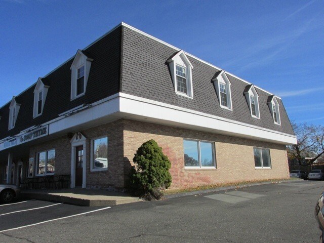 More Photos Of 450 Monroe Tpke, Monroe Unknown For Lease